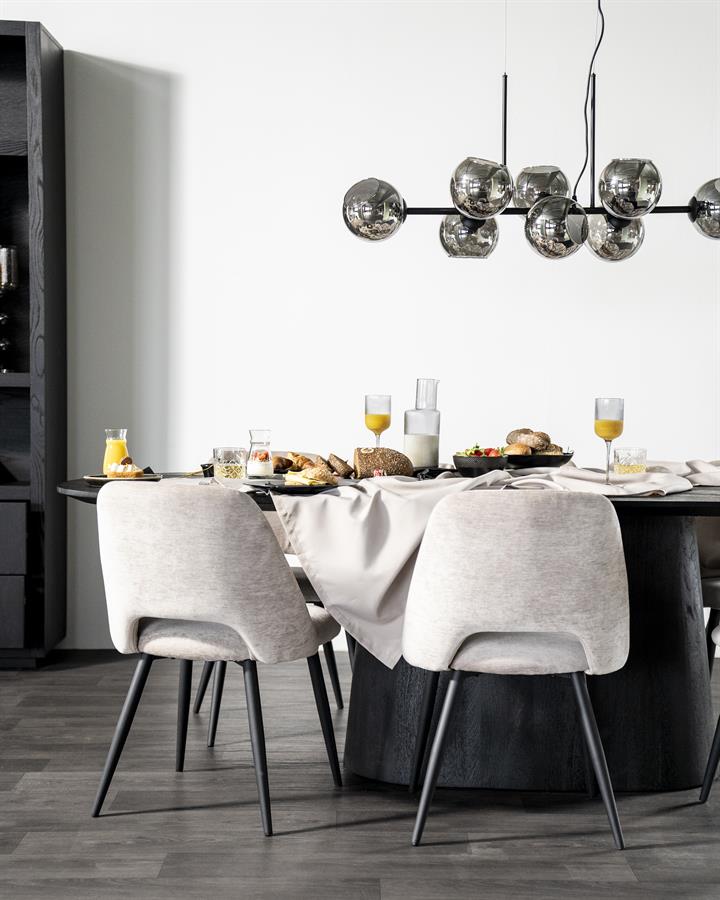 Eettafel Aron ovaal 250×110 | Bruin