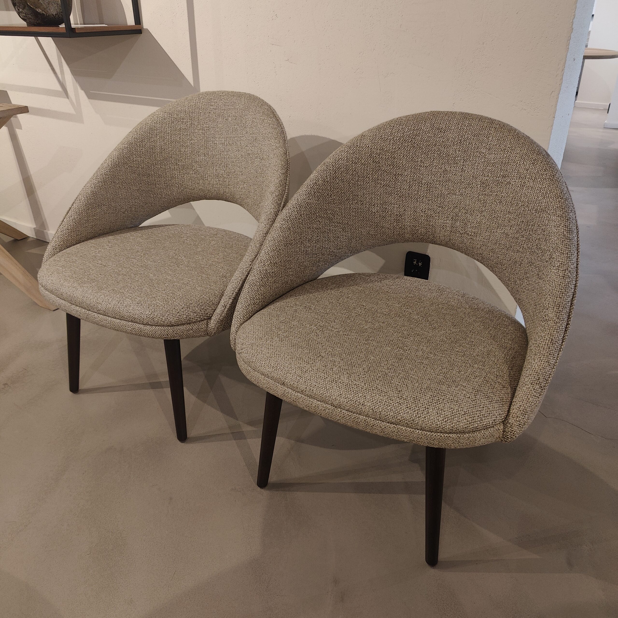2x Fauteuil Bend | Bruin | Showmodellen