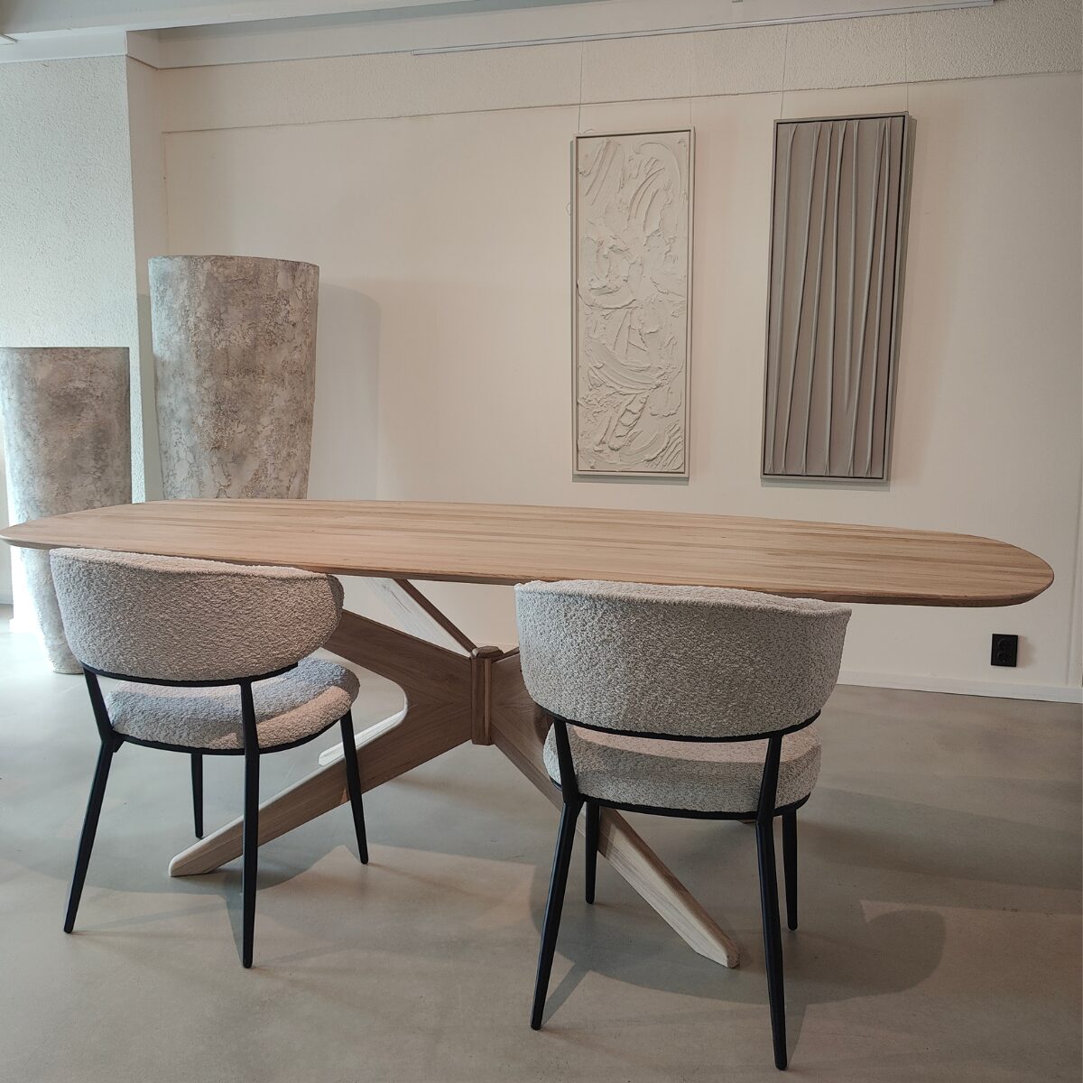 Eettafel Trapani Deens Ovaal 200×100 | Kruispoot | Showmodel