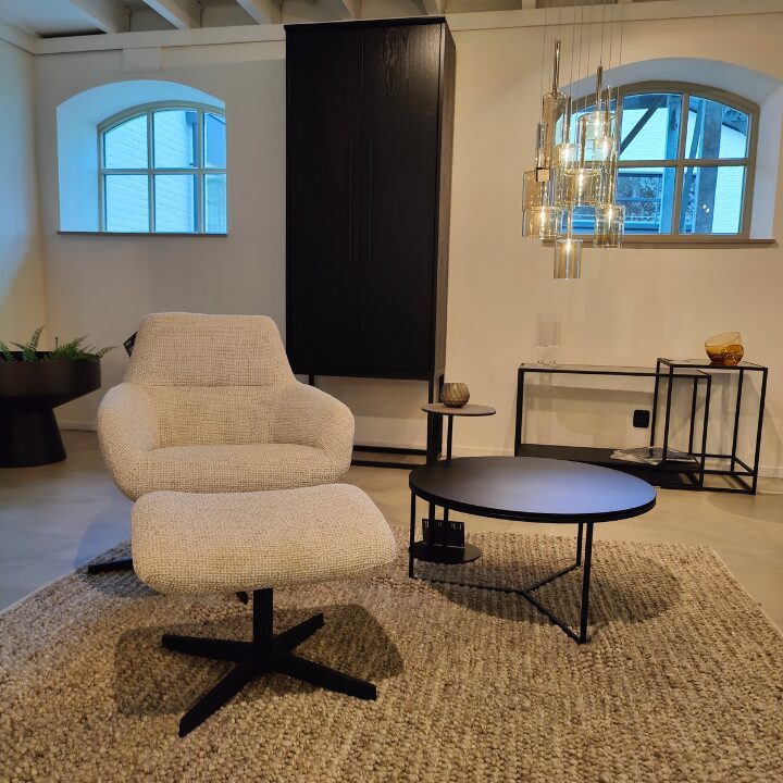 Wandkast Arezzo 100x43x220cm