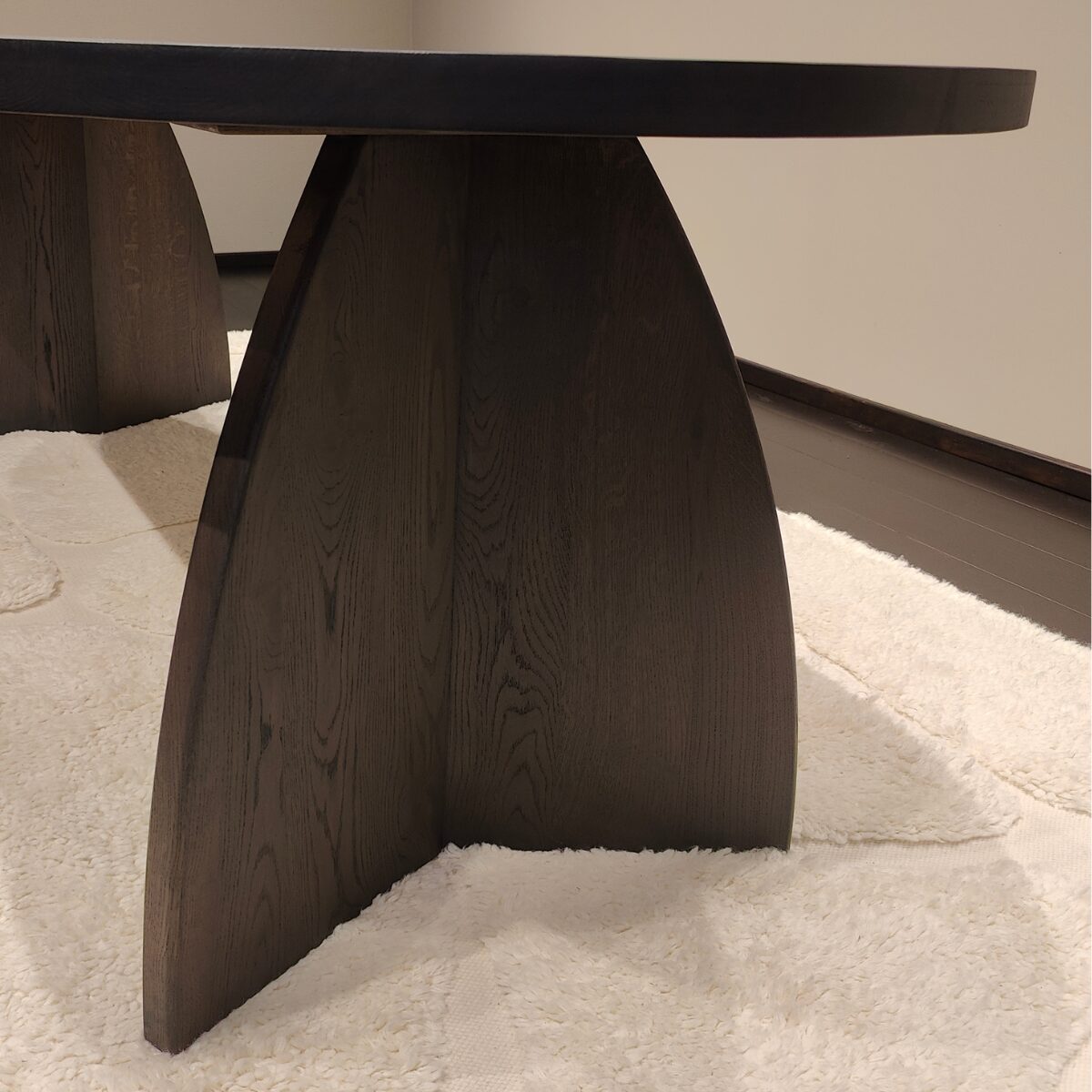 Eettafel Aragon Plat Ovaal 300×110| V-poot | Maatwerk mogelijk