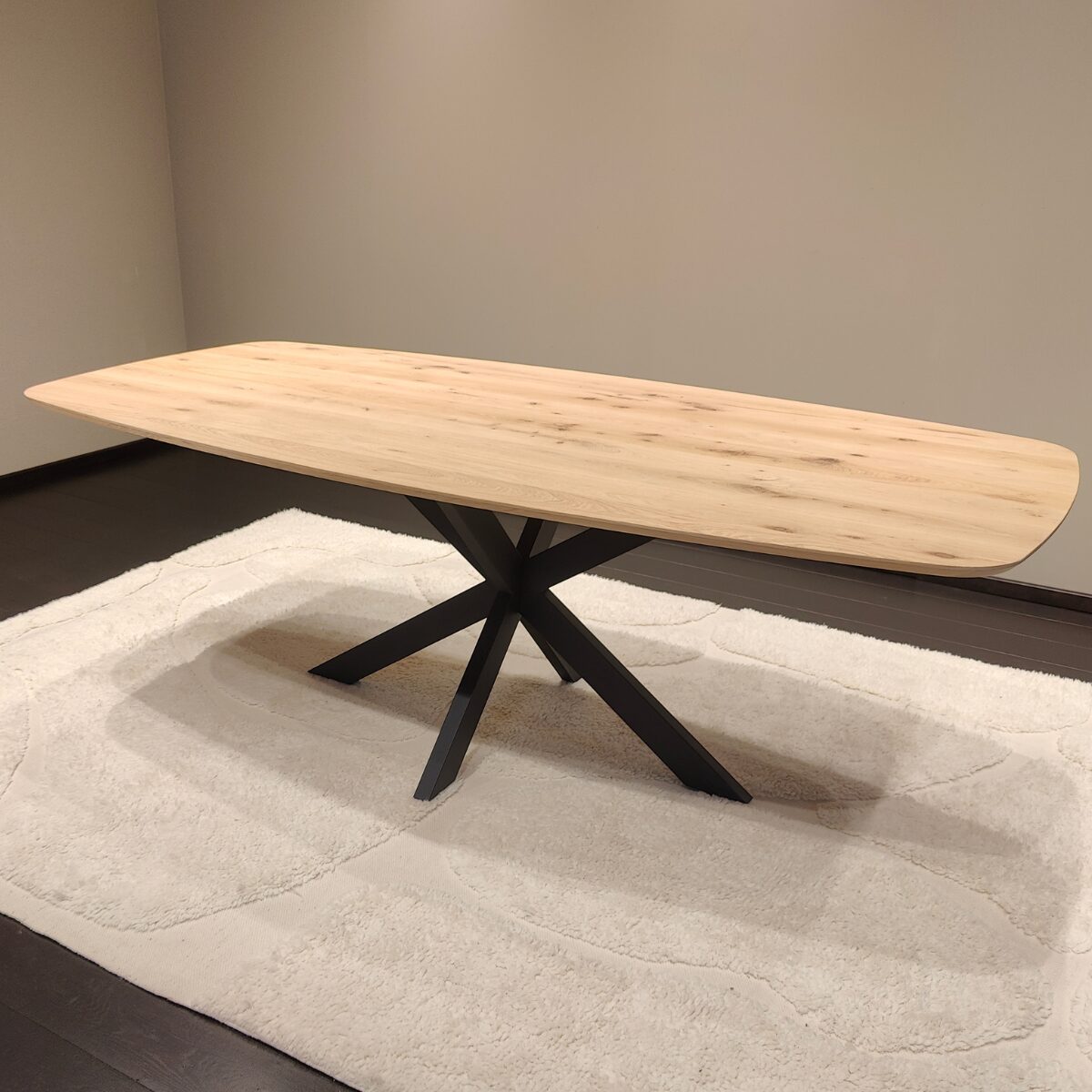 Eettafel Sorbas Deens Ovaal 26mm | 220×110 | Spinpoot | Maatwerk Mogelijk