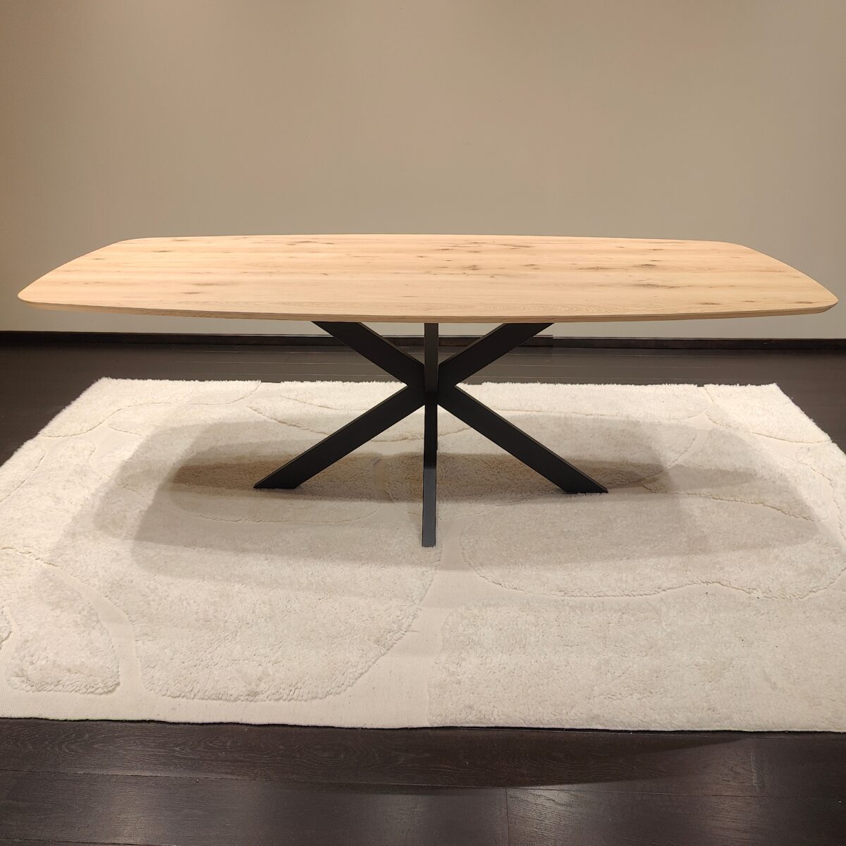 Eettafel Sorbas Deens Ovaal 26mm | 220×110 | Spinpoot | Maatwerk Mogelijk