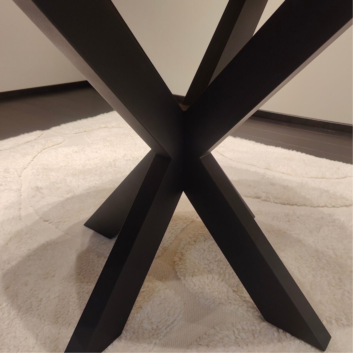 Eettafel Marsala Rond Ø120 | Spiderpoot | Maatwerk mogelijk