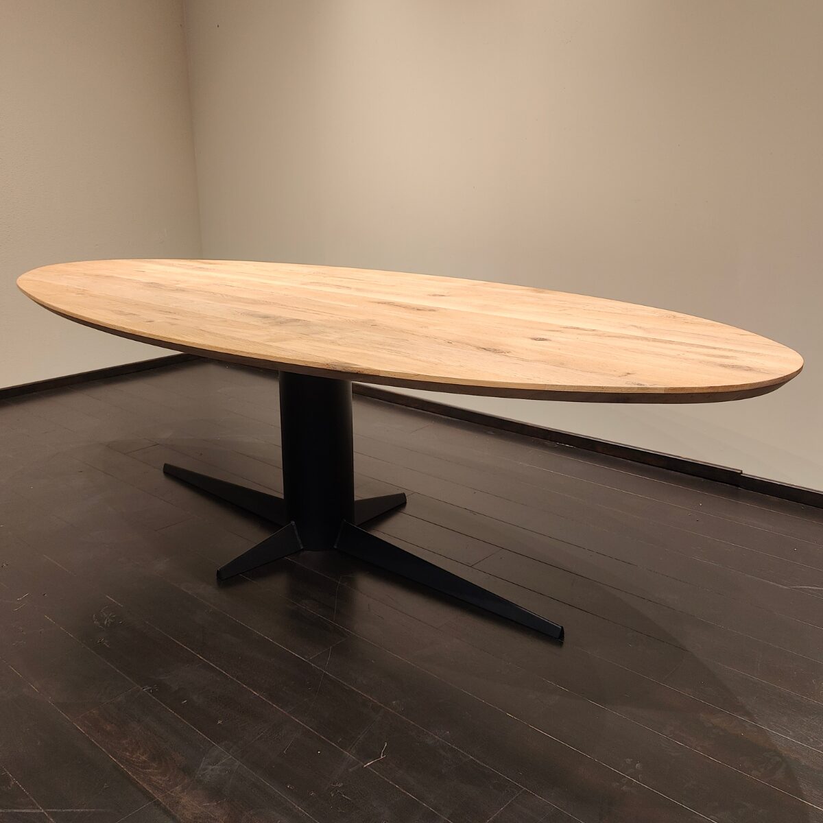 Eettafel Noto Ovaal 40mm | 180×100 | Kolompoot | Maatwerk Mogelijk