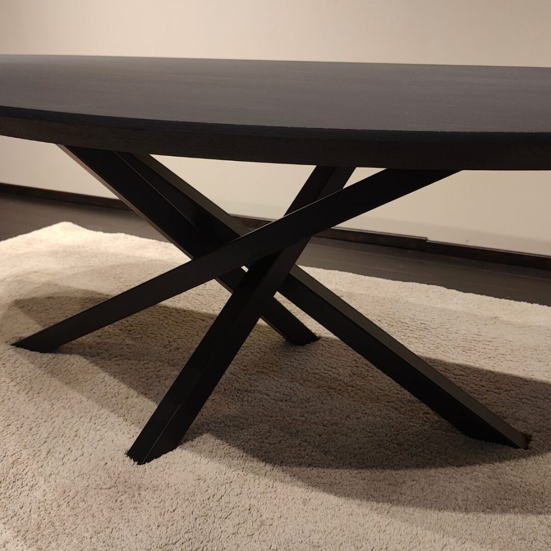 Eettafel Lula Deens Ovaal 40mm | 180×100 | Twistpoot | Maatwerk Mogelijk