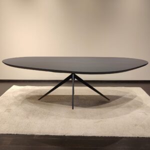 Eettafel Isernia Organisch 200x110 | Astra poot | Maatwerk mogelijk